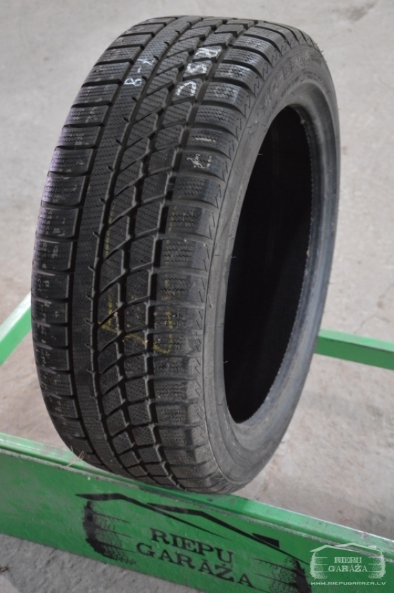 Hankook IceBear W300