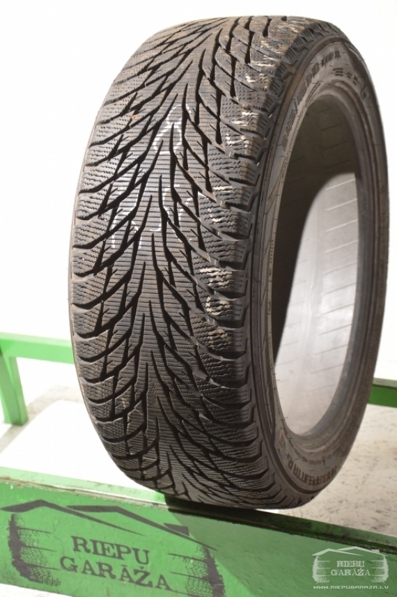 Nokian Hakkapeliitta R2