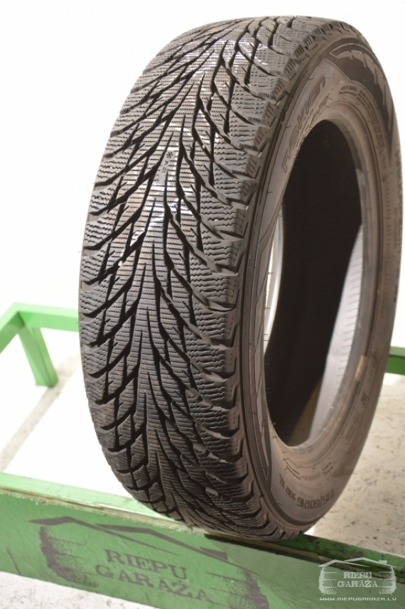 Nokian Hakkapeliitta R2