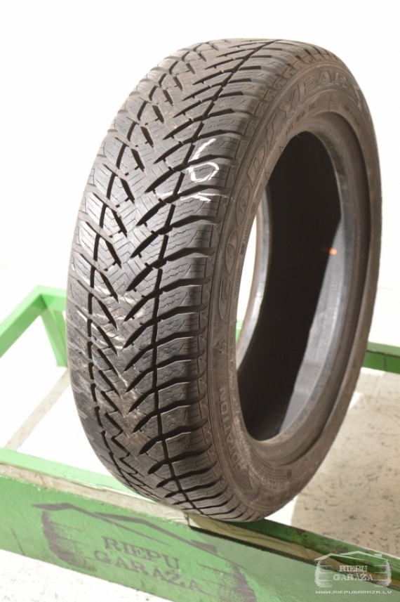 Goodyear Eagle UltraGrip