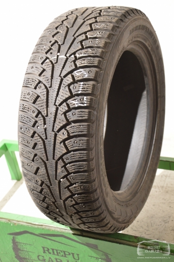 Nokian Hakkapeliitta 5