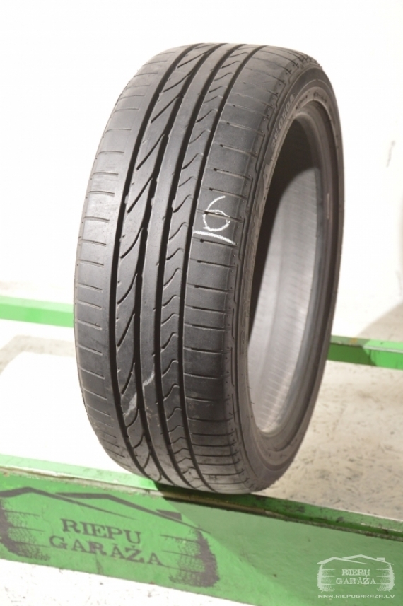 Bridgestone Potenza RE050A