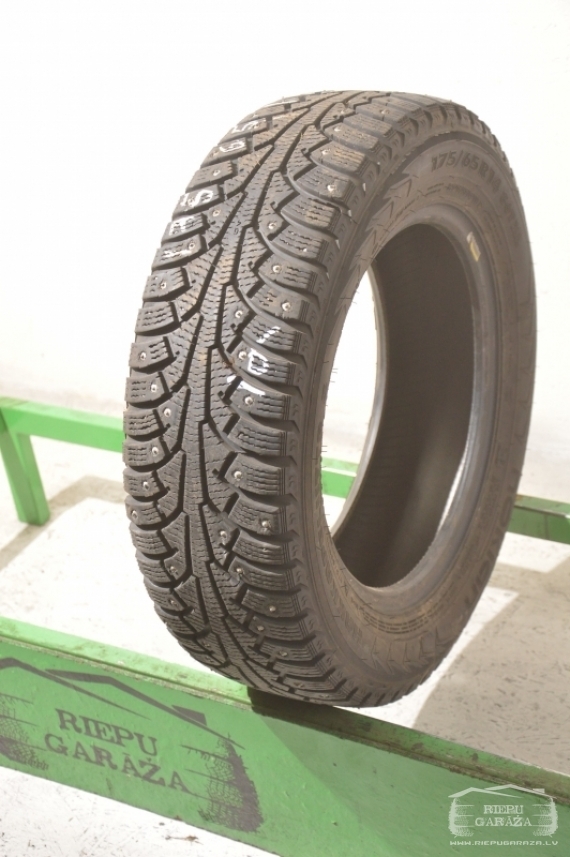 Nokian Hakkapeliitta 5