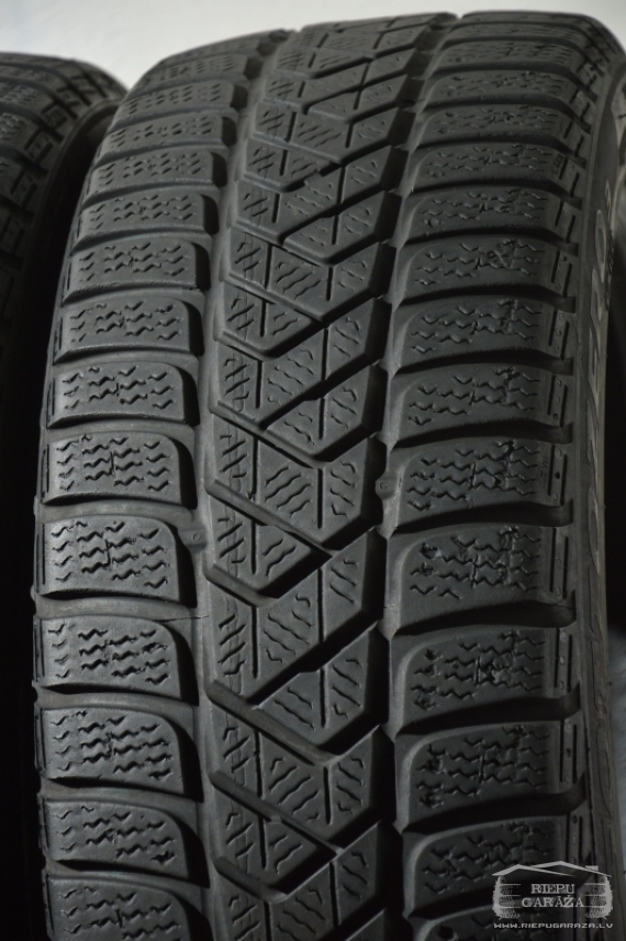 Pirelli Winter SottoZero 3