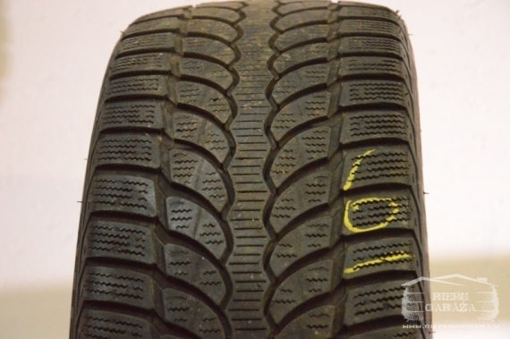 Bridgestone Blizzak LM-32