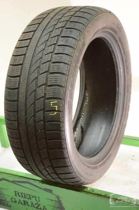 Hankook IceBear W300