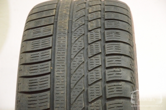 Hankook IceBear W300