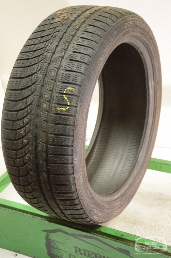 Nokian WR A4