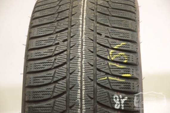 Bridgestone Blizzak LM001